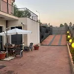 Floris Tra Mare E Montagna Apartament *