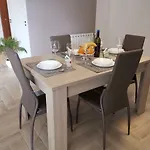 Apartament Floris Tra Mare E Montagna