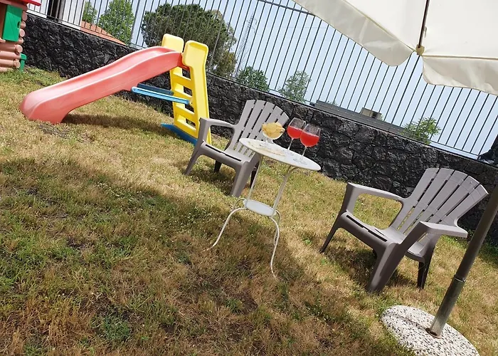 Floris Tra Mare E Montagna Apartament