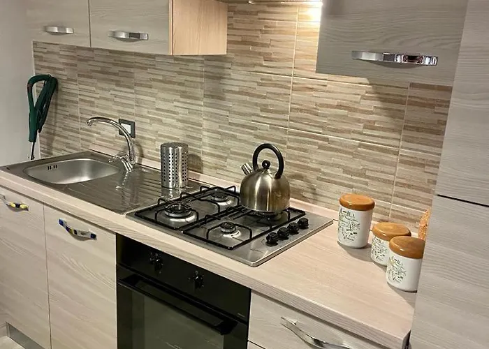 Floris Tra Mare E Montagna Apartament *