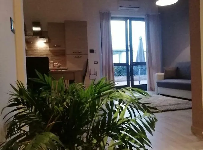 Apartament Floris Tra Mare E Montagna *