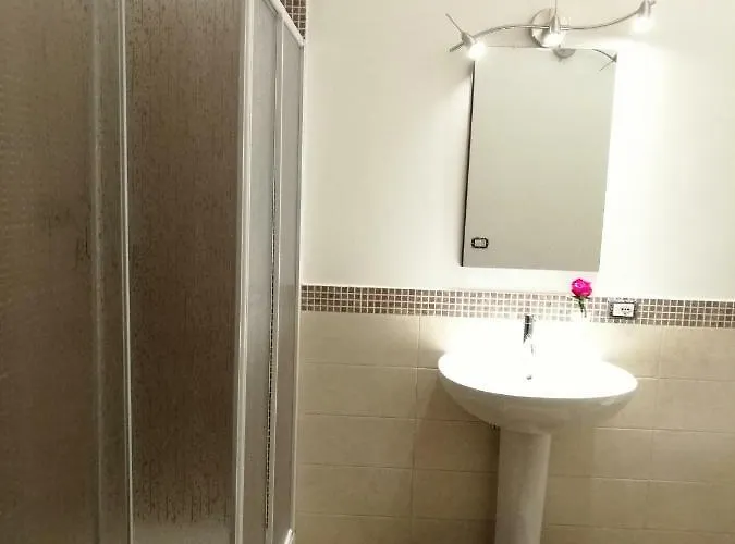 Floris Tra Mare E Montagna Apartament *